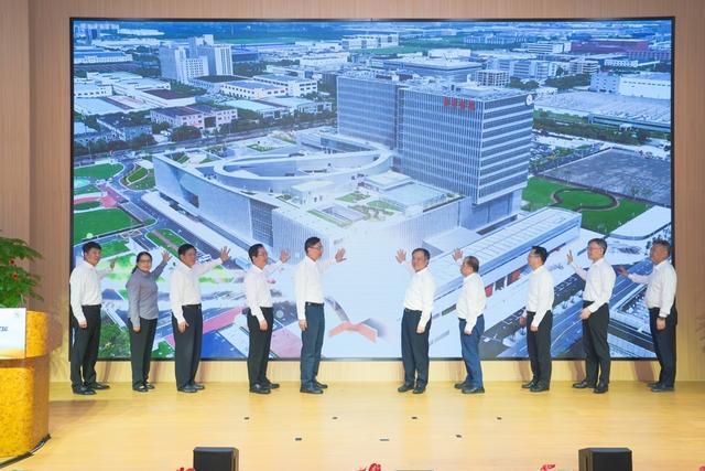 华医院来了并牵手商汤发布AI儿科大模型澳门新葡京入口奉贤告别没大三甲历史新(图1)