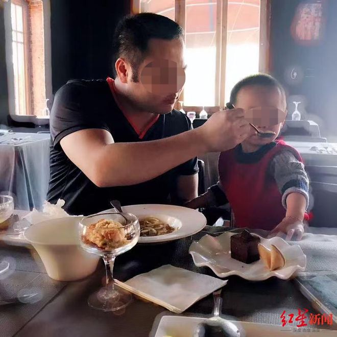 围棋少年跳楼身亡！其父首次发声…新葡京娱乐场app泉州一名9岁(图10)